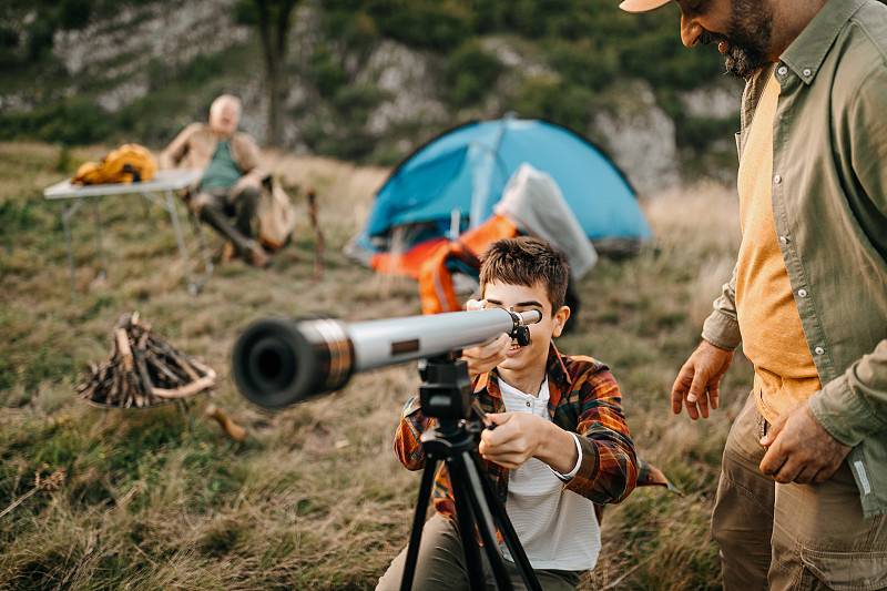 Monoculars application