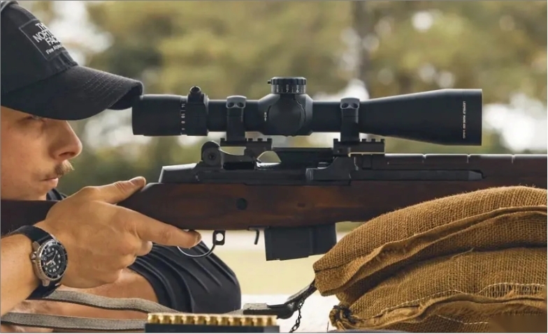 rifle scope for tactical shooting
