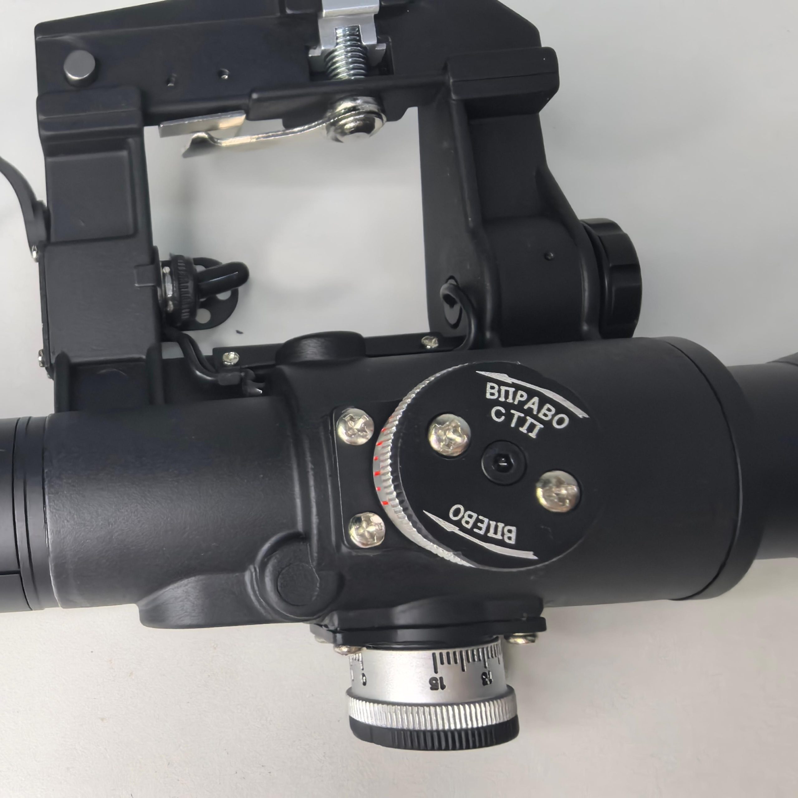 4x fixed-magnification SVD Rifle Scope ZYA4X26 4