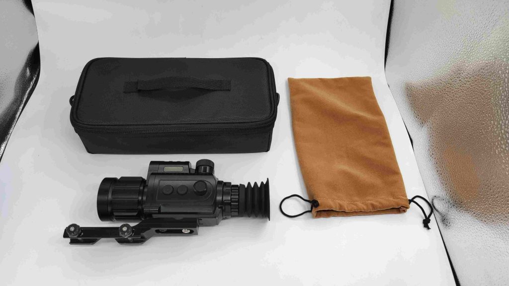 Versatile and high-resolution Thermal Imaging Monocular HDN325 5