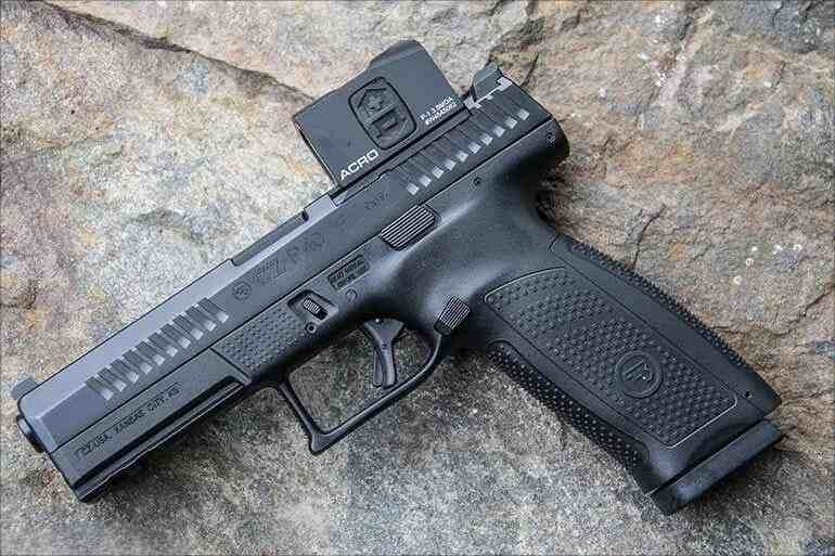 reflex scopes used in pistols