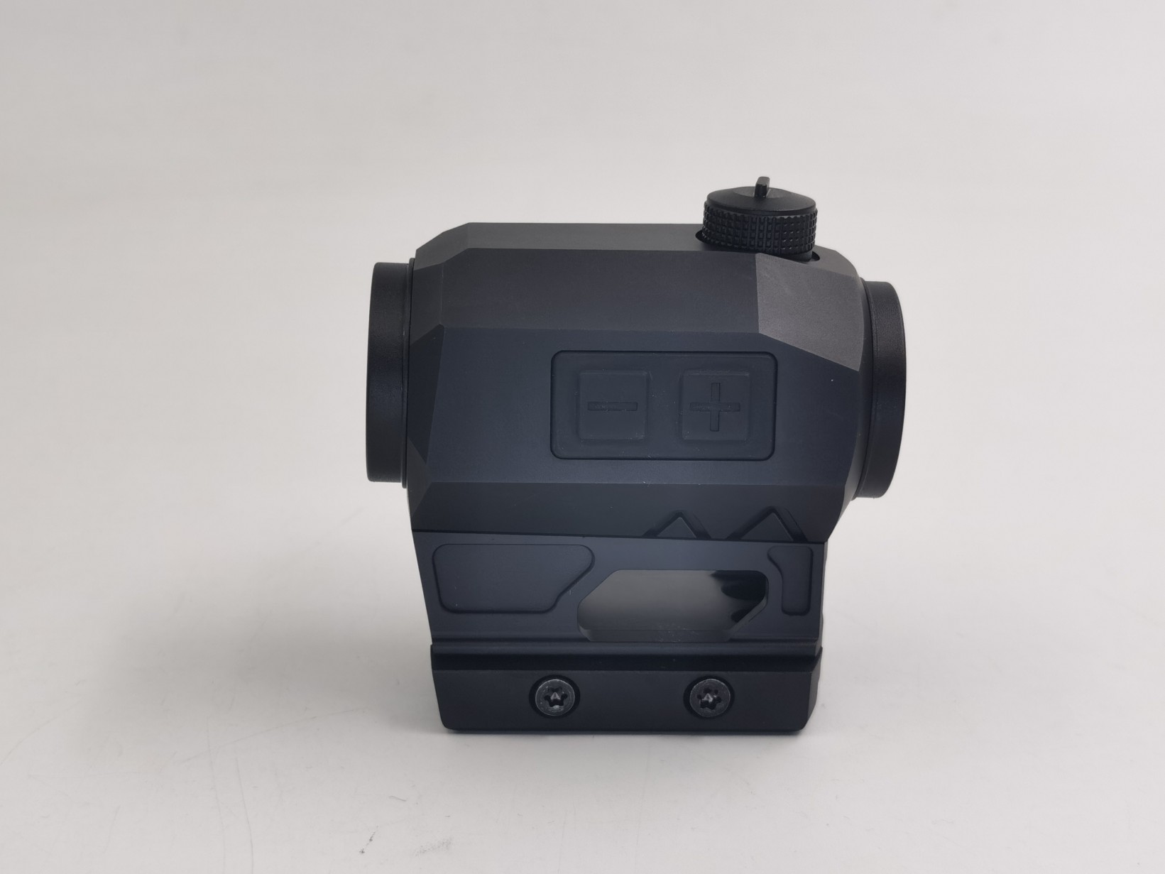 Iluminación electrónica variable; probada según cinco estándares MIL-STD Mira de punto rojo para rifle MDT1203TR