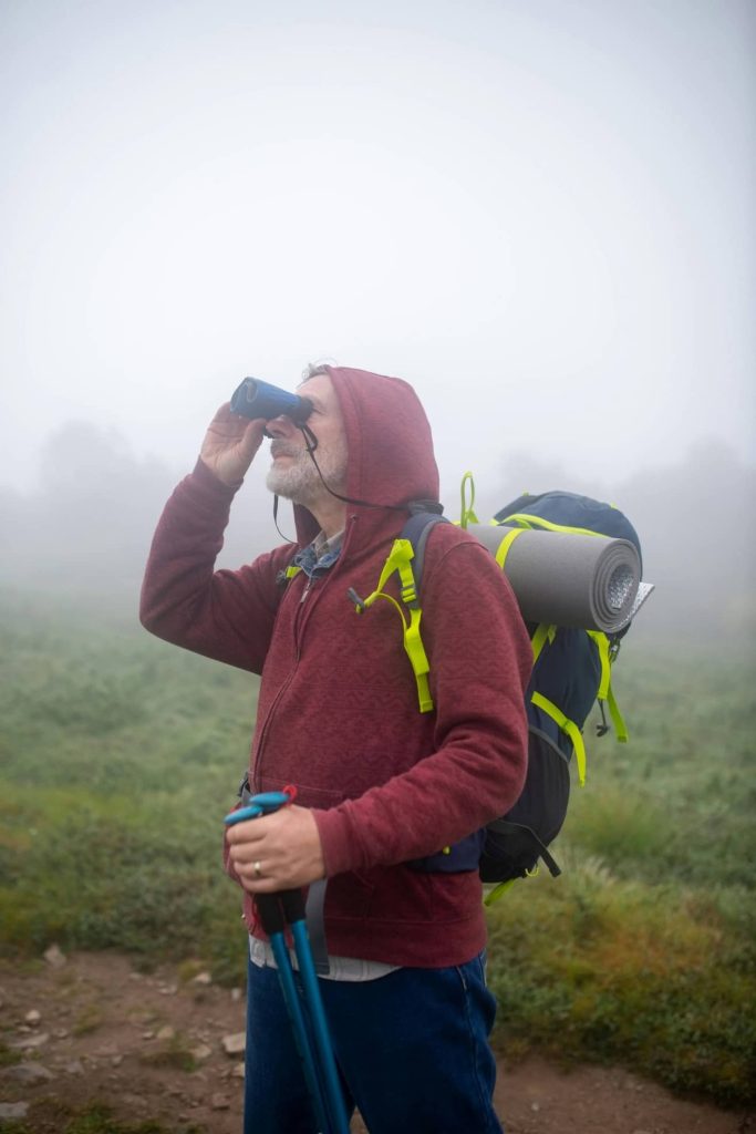 Use Binoculars Outdoor