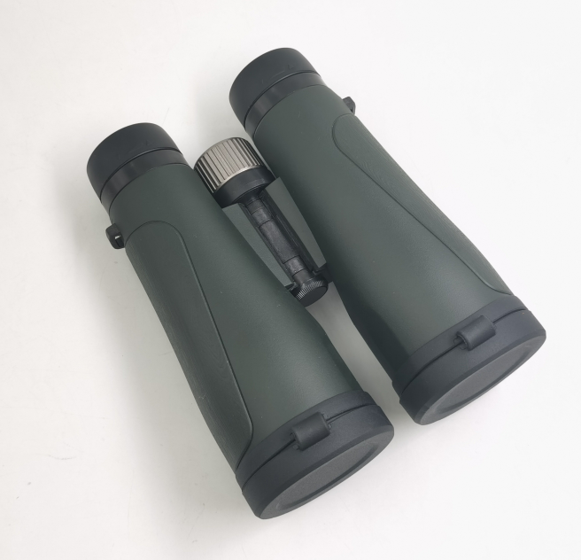 LODR8422 and LODR10504 Roof Binoculars