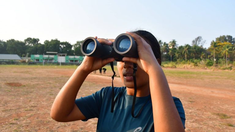 Children's outdoor binoculars