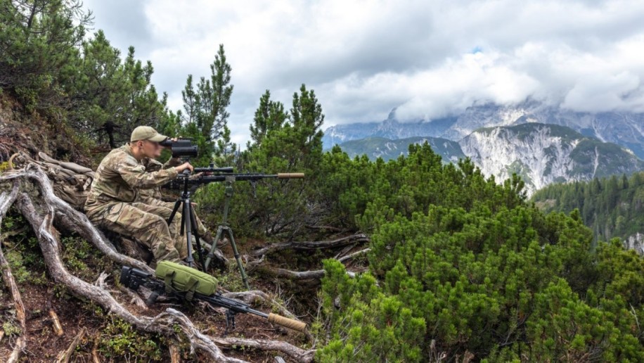 Outdoor spotting scope