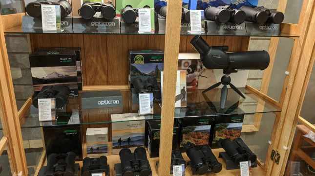 Professional binoculars demonstration