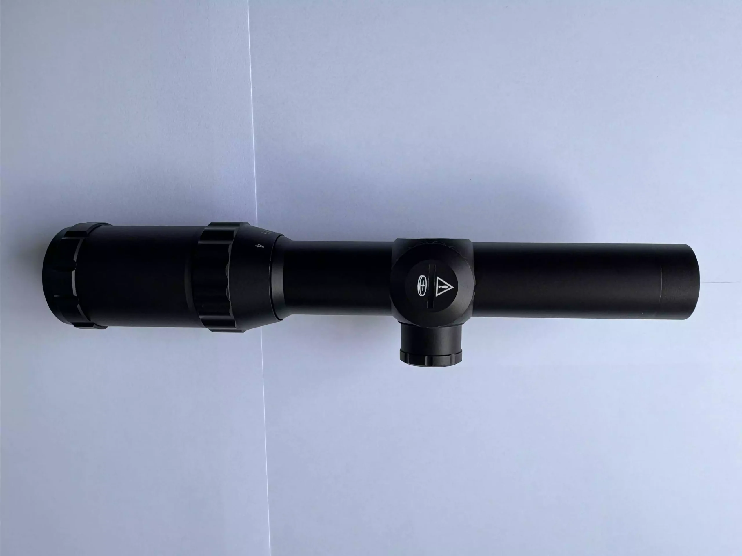 Driven & Short Range Hunting Scopes | 1-4x SFP, 24mm Objective, 30mm Tube, R11 Reticle, Waterproof HUQ1-4X24E