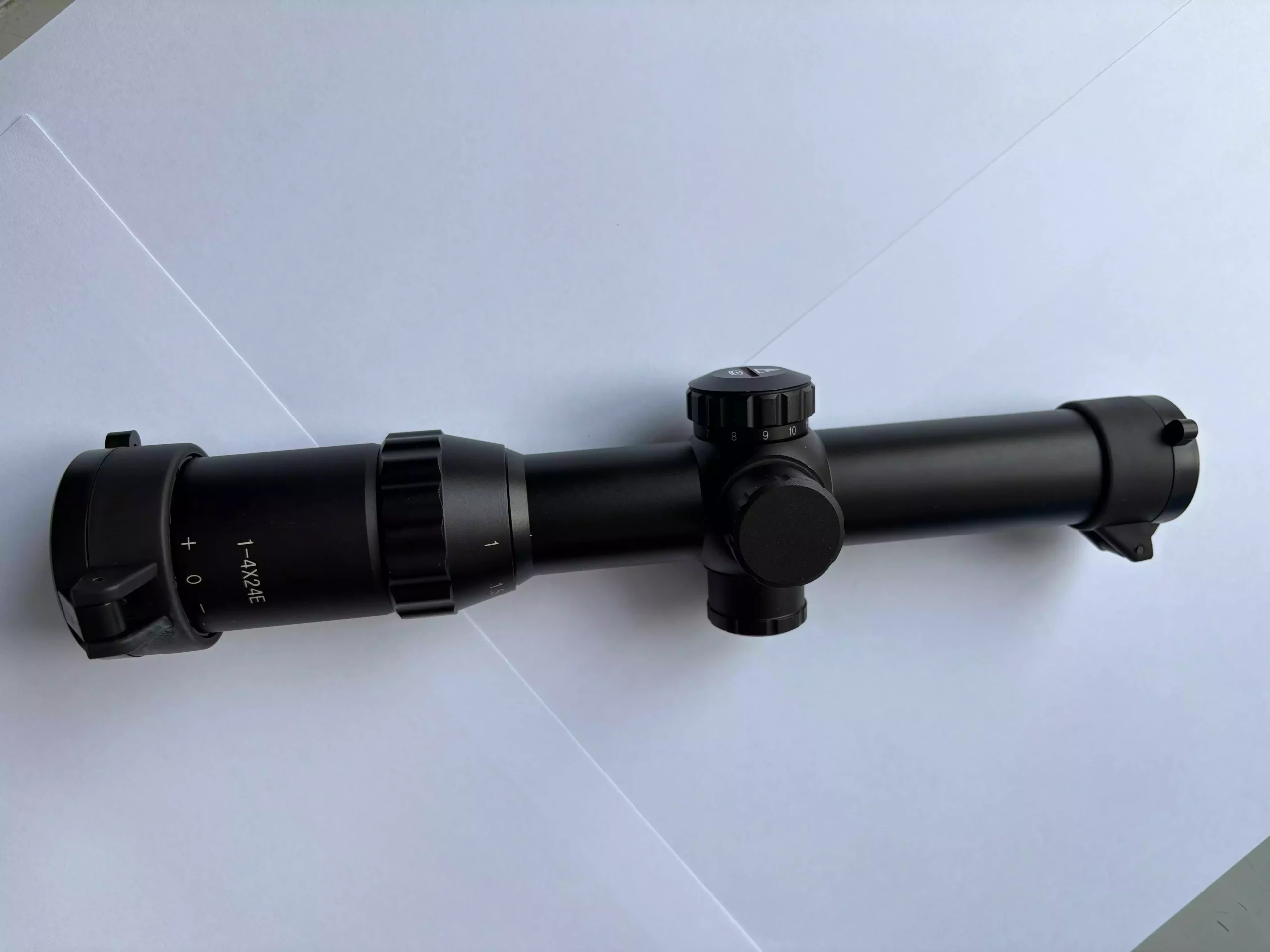 Driven & Short Range Hunting Scopes | 1-4x SFP, 24mm Objective, 30mm Tube, R11 Reticle, Waterproof HUQ1-4X24E