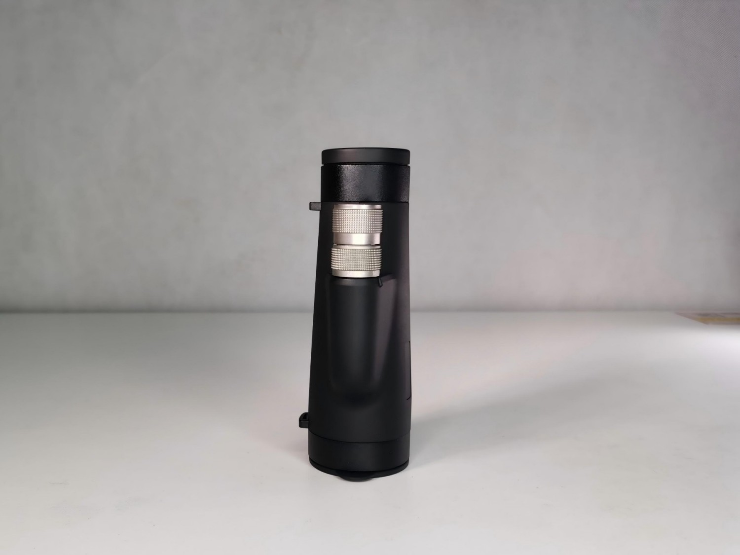 HUYA824402 Monoculars