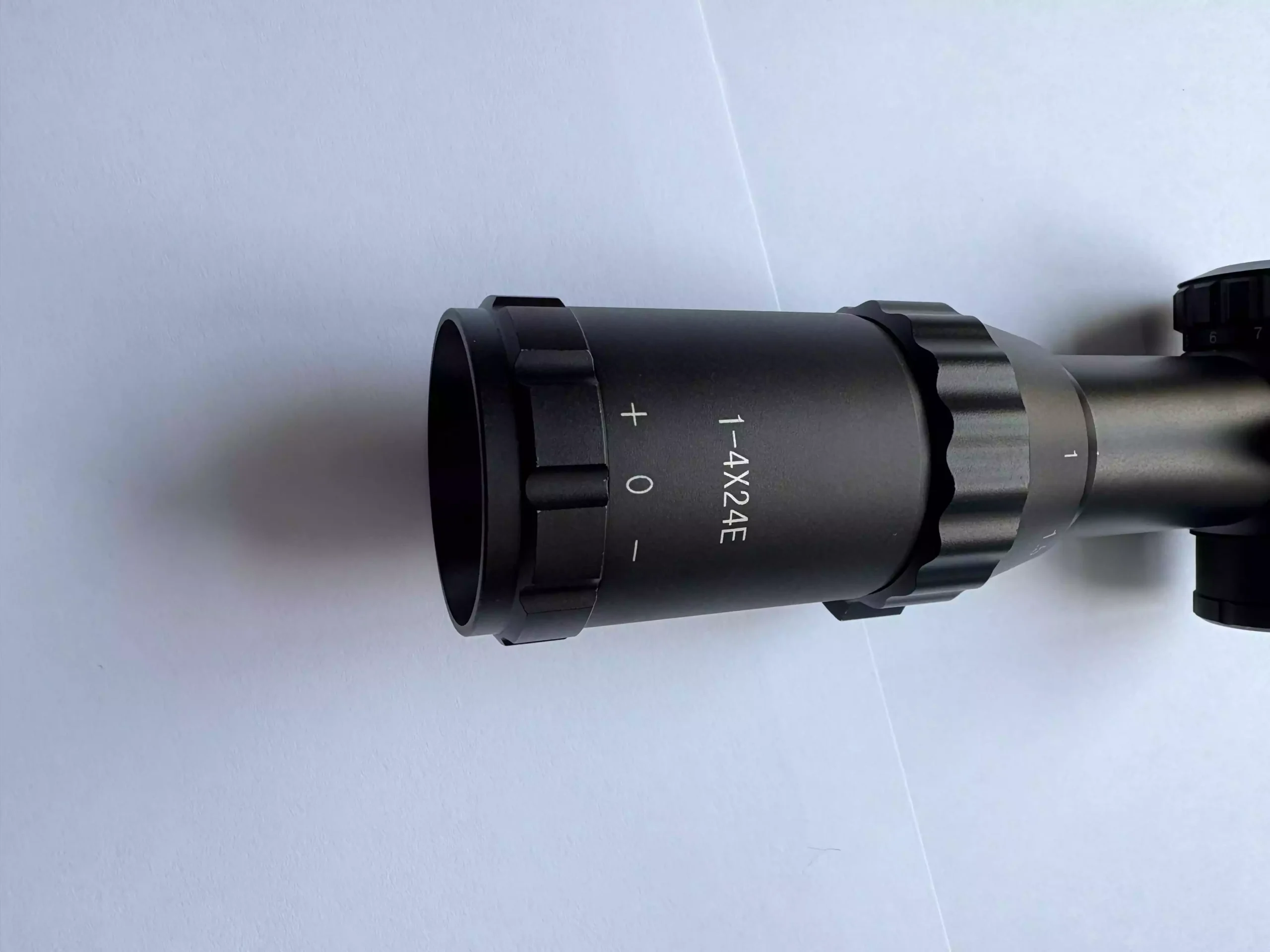 Driven & Short Range Hunting Scopes | 1-4x SFP, 24mm Objective, 30mm Tube, R11 Reticle, Waterproof HUQ1-4X24E