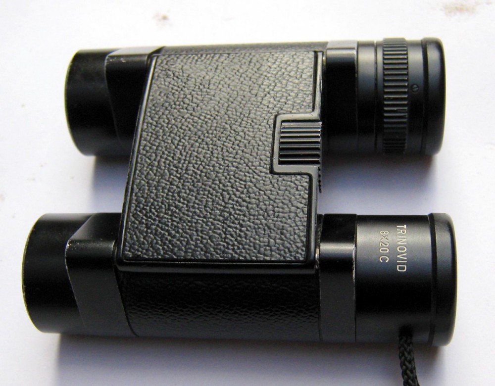 8×20 compact binocular
